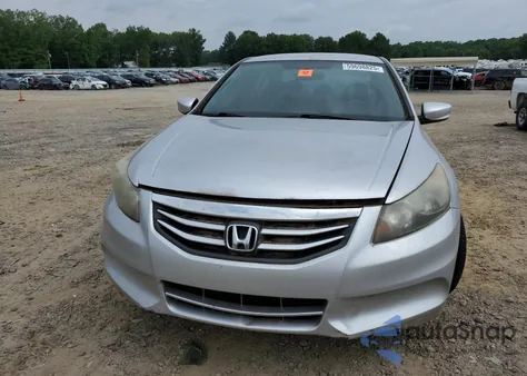 2011 Honda Accord Lx z USA, uszkodzony, nr VIN 1HGCP2F32BA144797